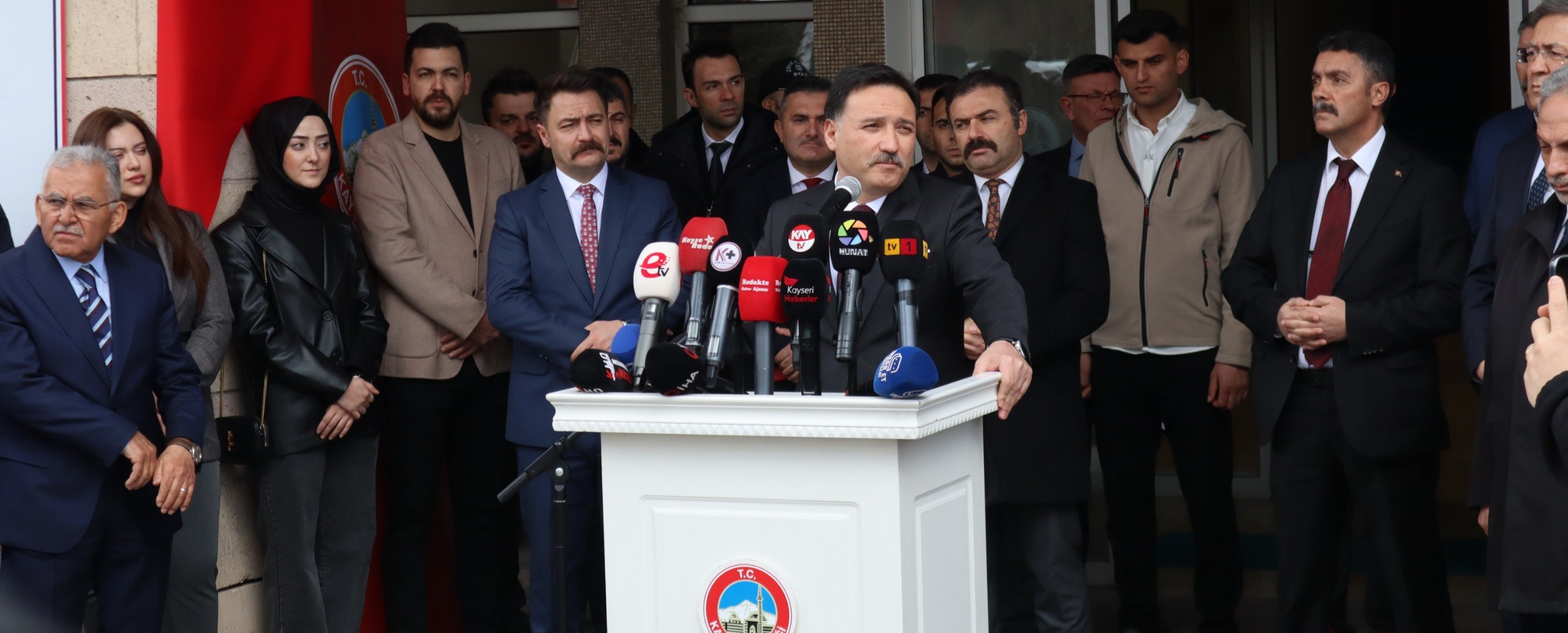 Vali Gökmen Çiçek: Ramazan Bayramı’nda yine birlik ve beraberlik içerisindeyiz