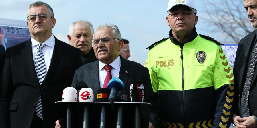 BAŞKAN BÜYÜKKILIÇ AÇIKLADI: KARTAL KAVŞAĞI TRAFİĞE KAPANIYOR