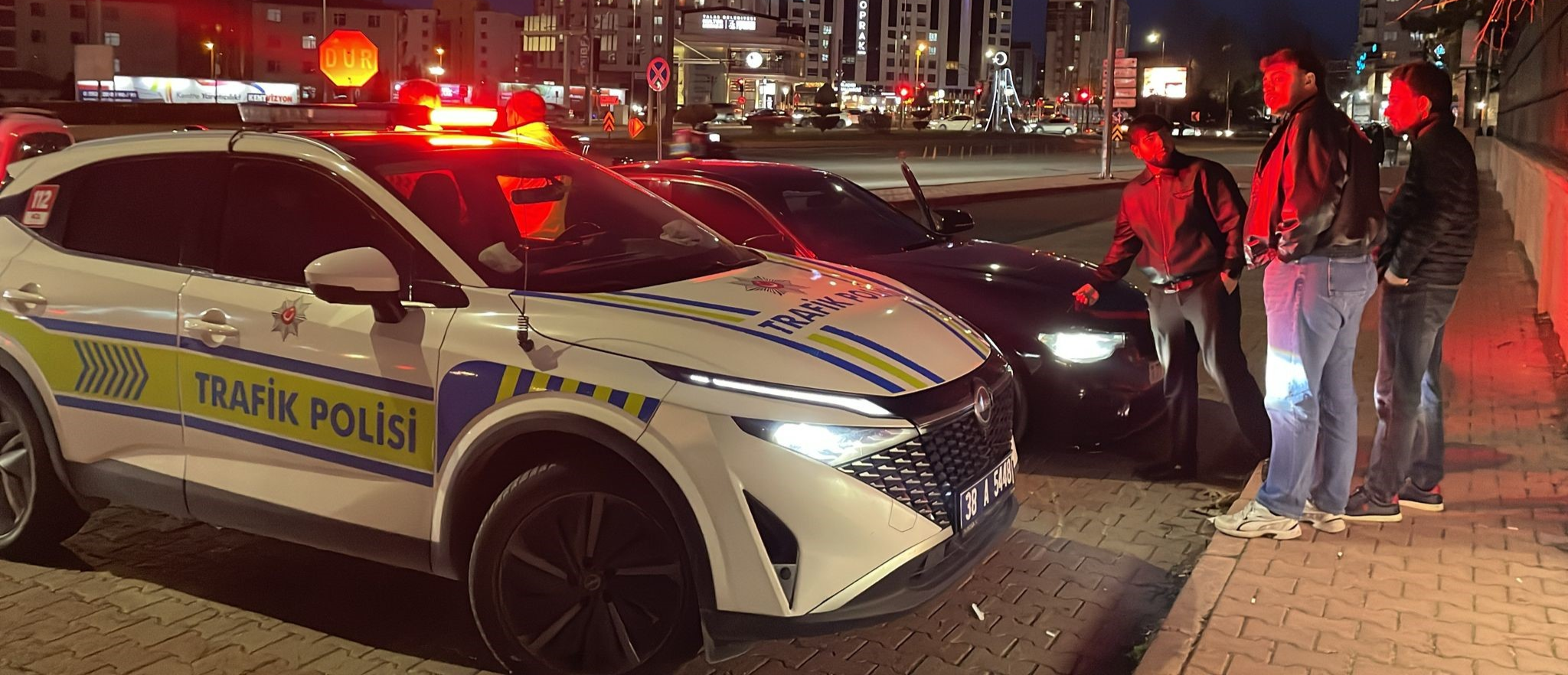 Abartılı egzoz kullanan sürücüye 11 bin 629 TL ceza