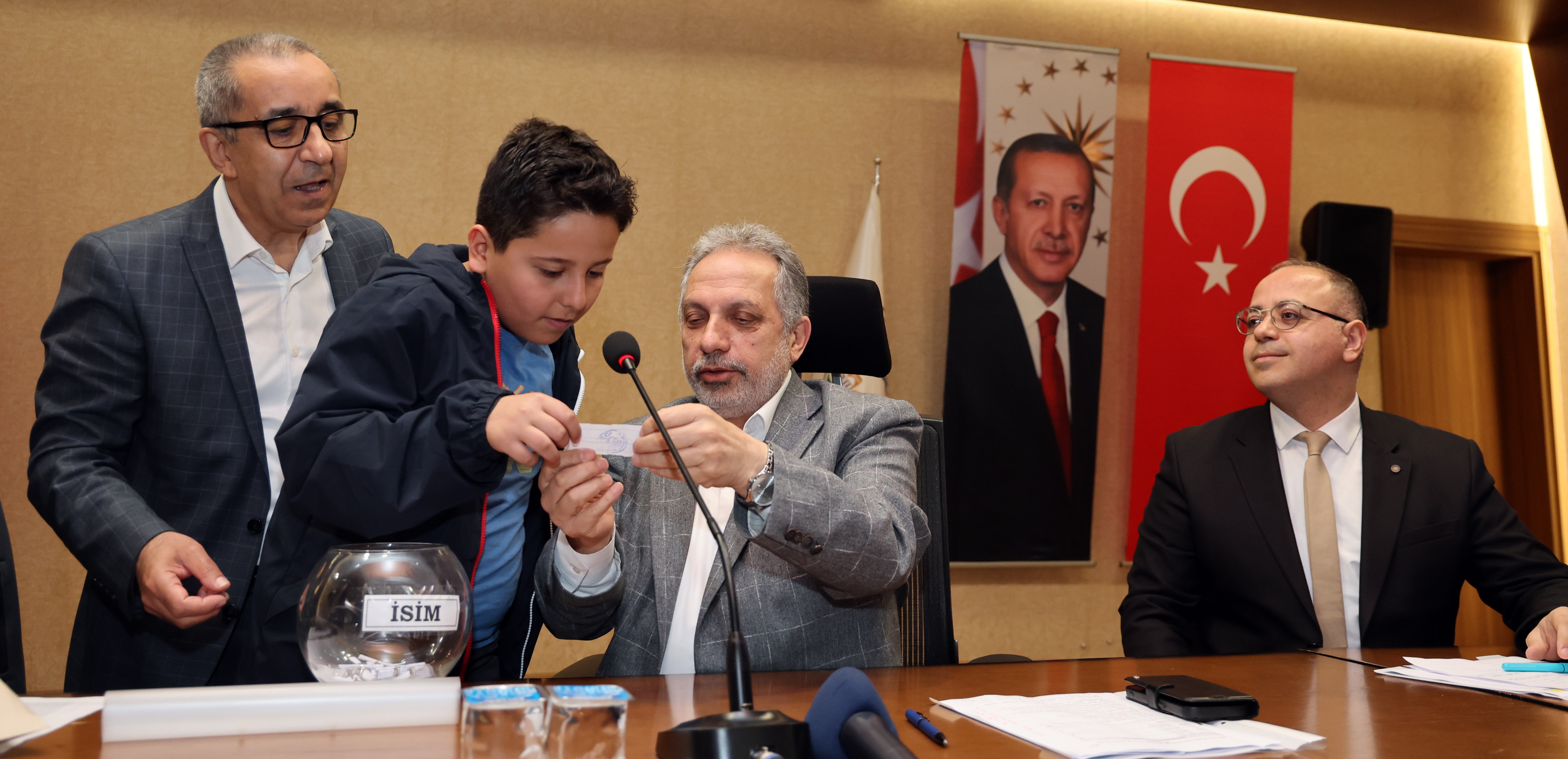 TALAS MENEKŞE SİTELERİ'NDE KURA HEYECANI