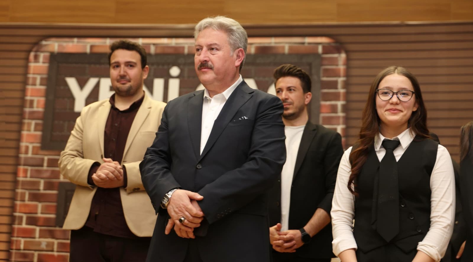 MEKTEP MELİKGAZİ ÖĞRENCİLERİNİN HAZIRLADIĞI TİYATRO OYUNU BÜYÜK ALKIŞ TOPLADI