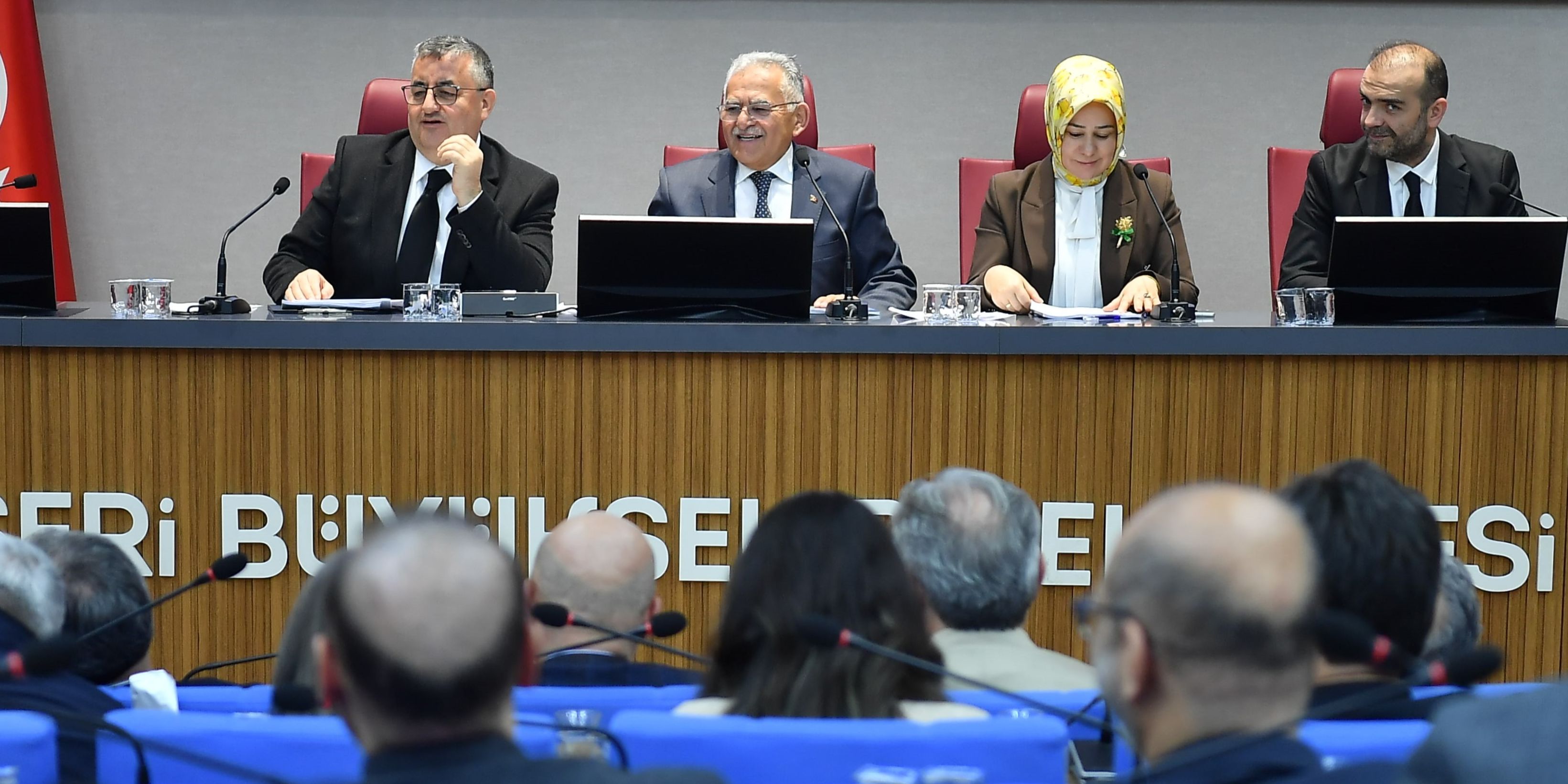 BÜYÜKŞEHİR MECLİSİ’NDE 69 MADDELİK ÖNEMLİ KARARLAR