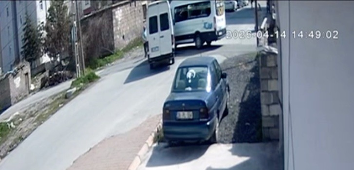 Kayseri’de iki minibüs çarpıştı: 8 yaralı