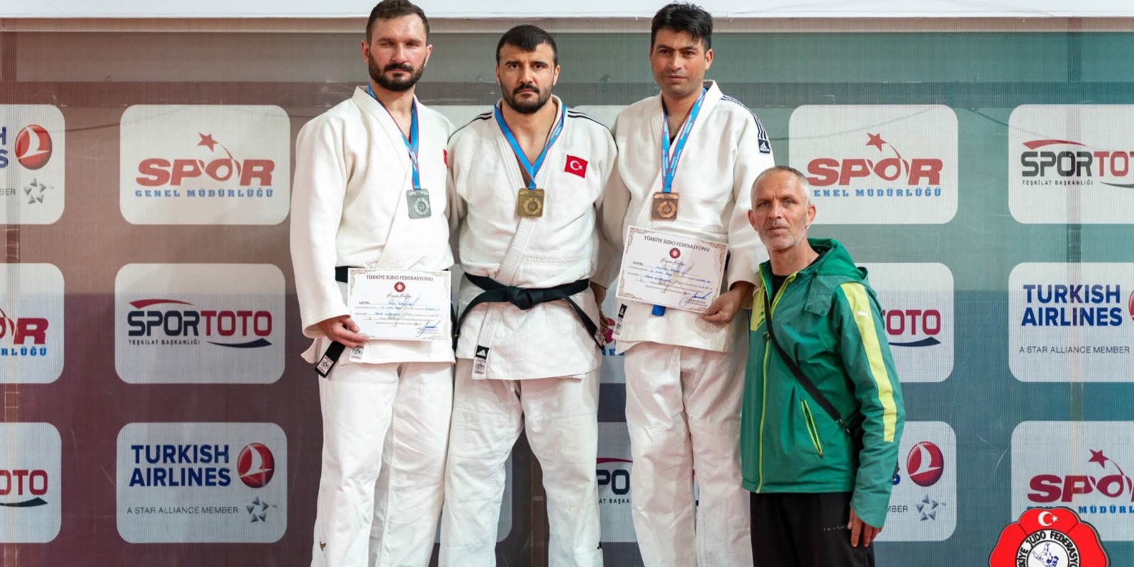 Kayserili judocular Ankara’dan madalyalarla döndü