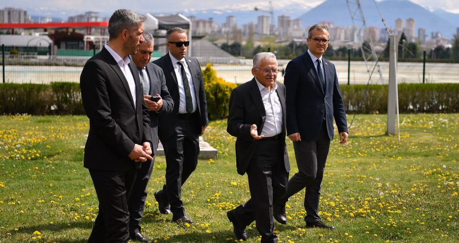 BAŞKAN BÜYÜKKILIÇ’TAN KAYSERİ’YE İÇ ANADOLU’NUN EN BÜYÜK AQUAPARKI MÜJDESİ