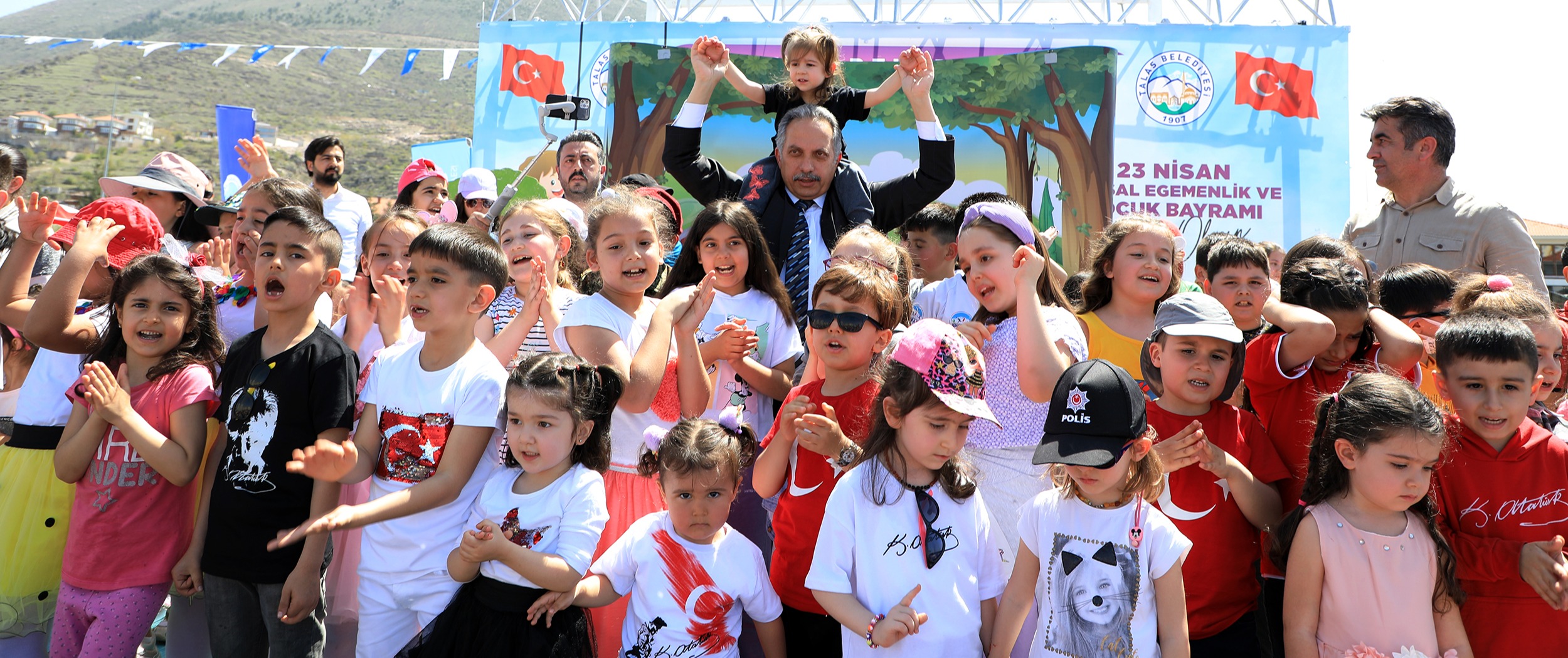 BAŞKAN YALÇIN'DAN 23 NİSAN MESAJI