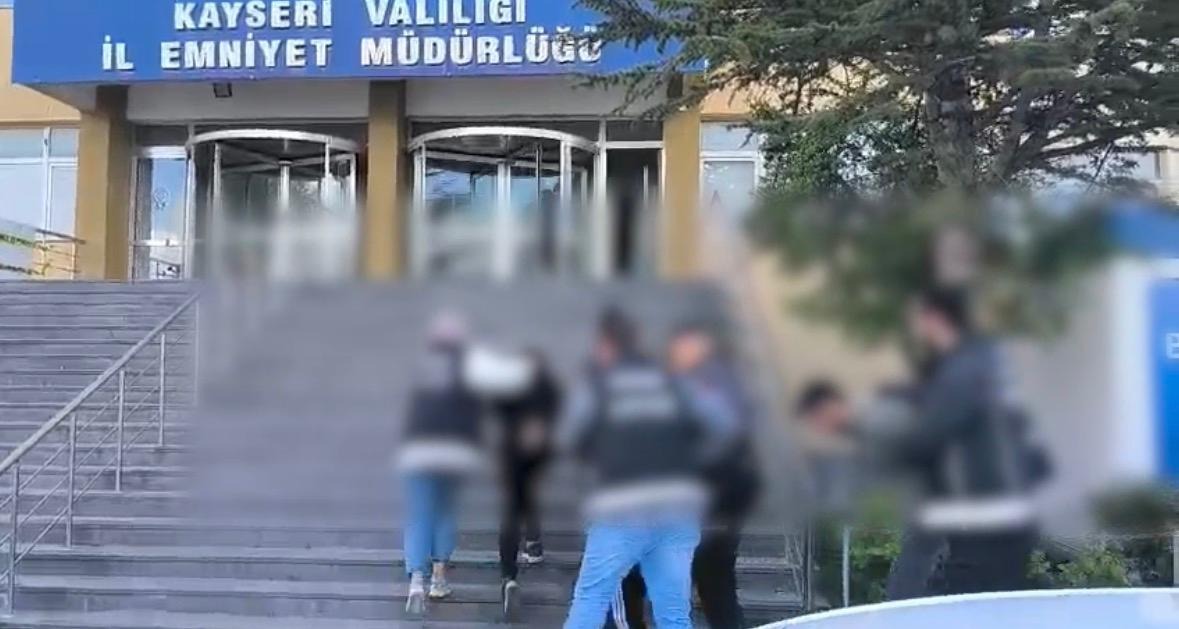 Kayseri’de uyuşturucu operasyonu: 22 gözaltı