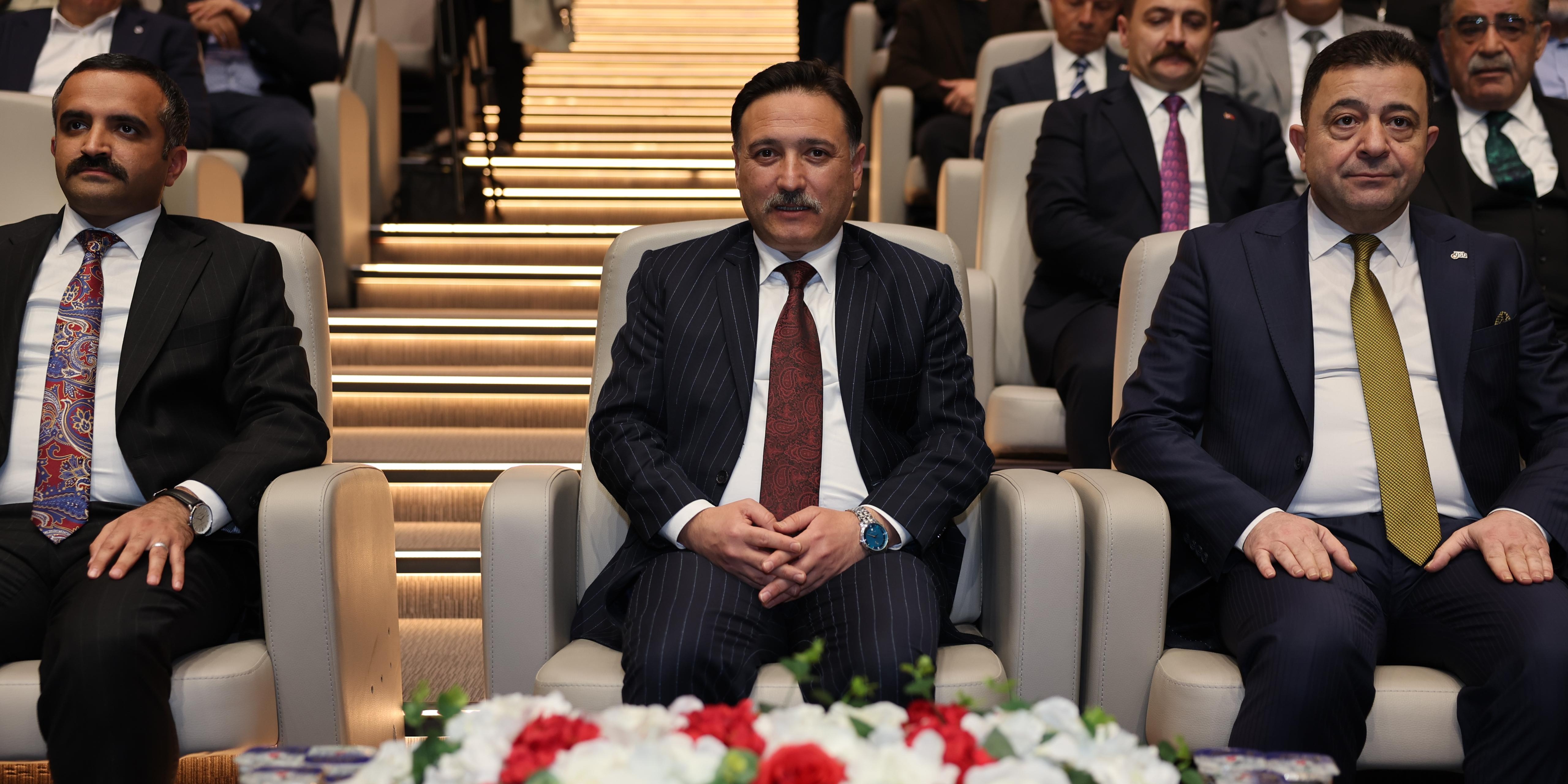Kayseri’de ERVA Spor Okulları Değerlendirme Toplantısı