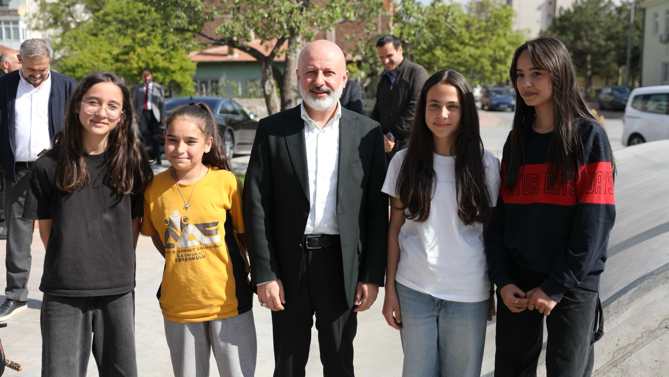 KOCASİNAN’DA MAHALLELERİN İSTEKLERİ, DAHA HIZLI ÇÖZÜME KAVUŞUYOR