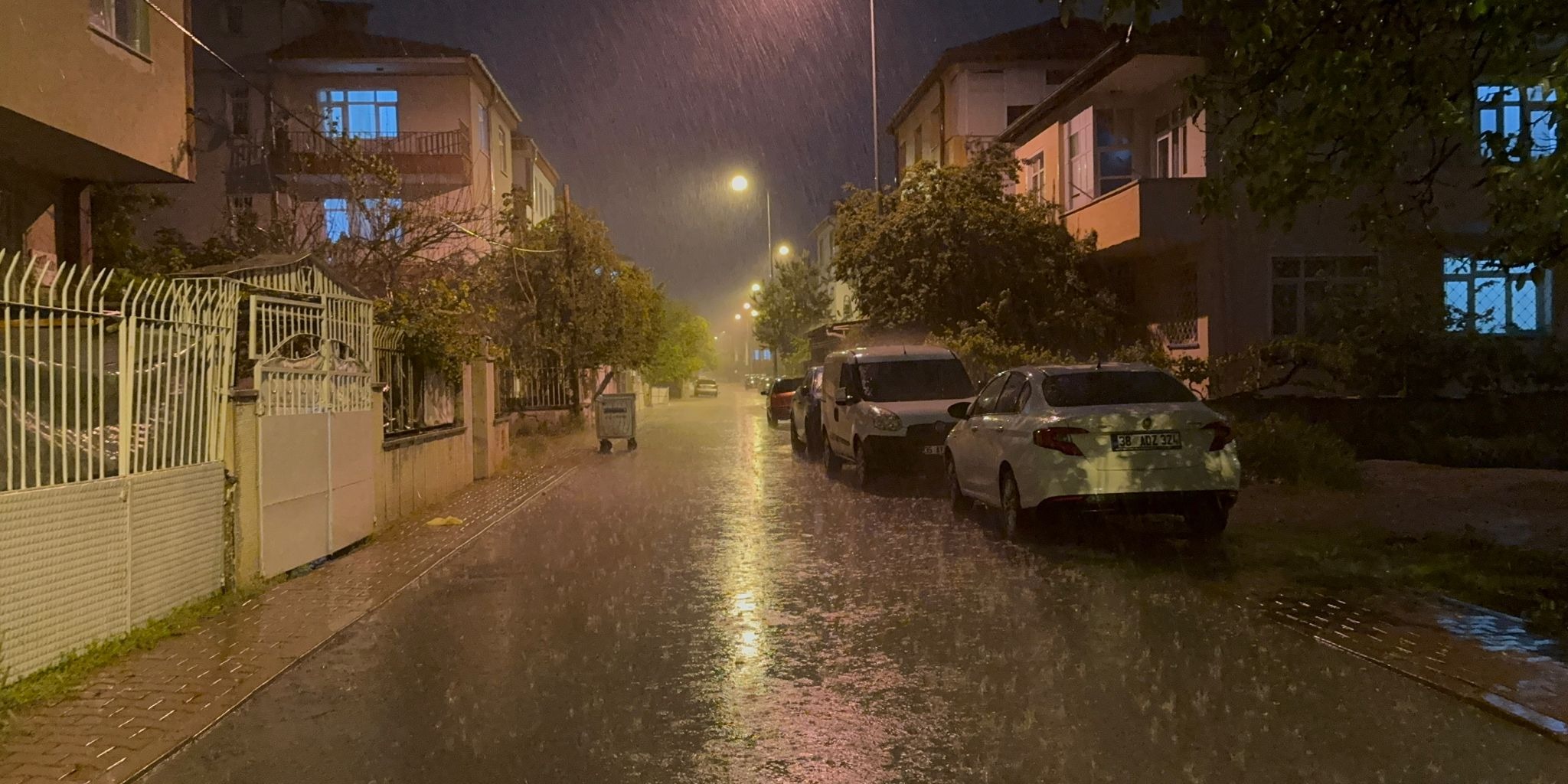 Kayseri’de sağanak yağış etkili oldu