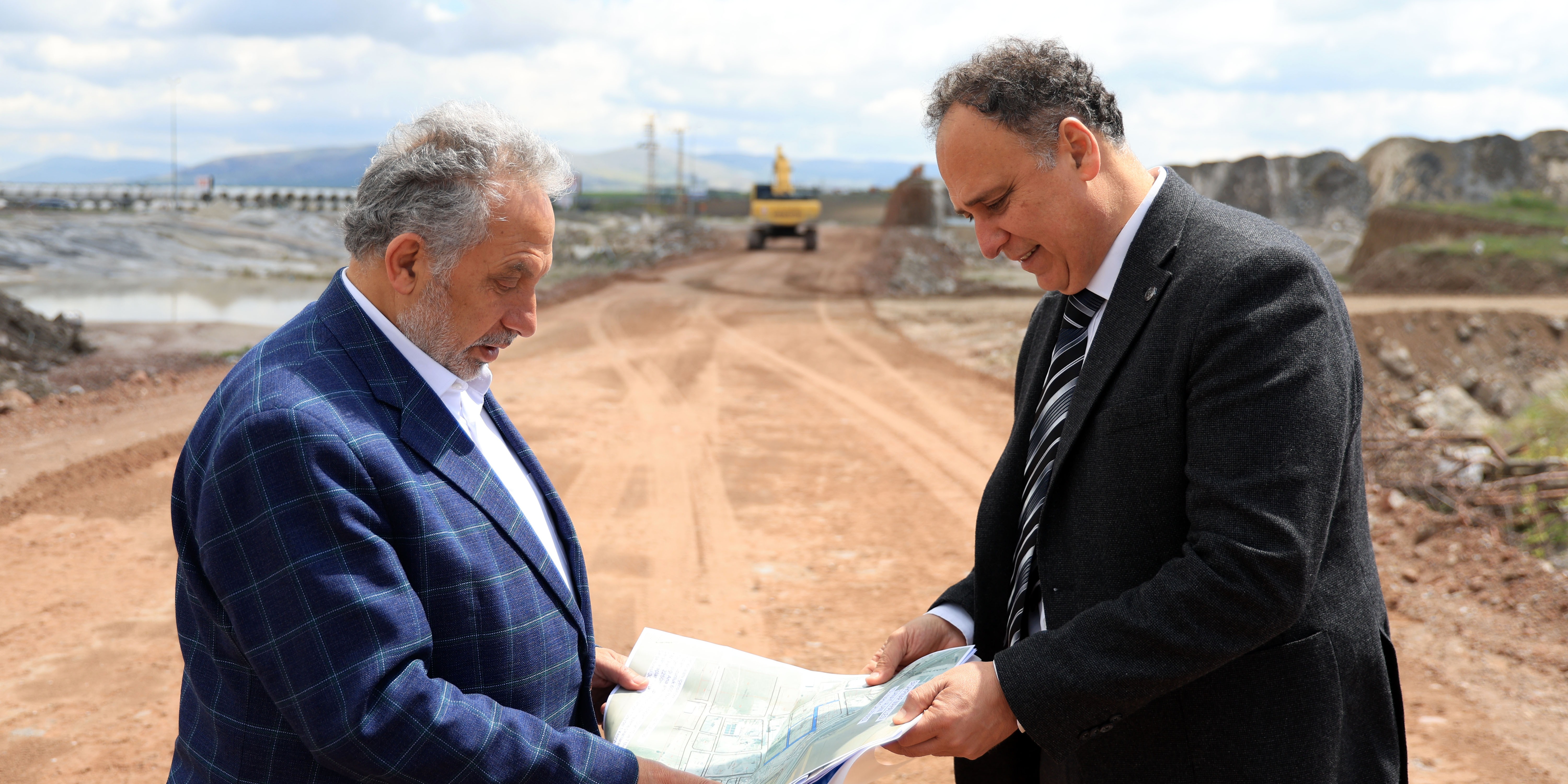 BAŞKAN YALÇIN'DAN BAŞAKPINAR’DA HİZMET VE SOHBET TURU