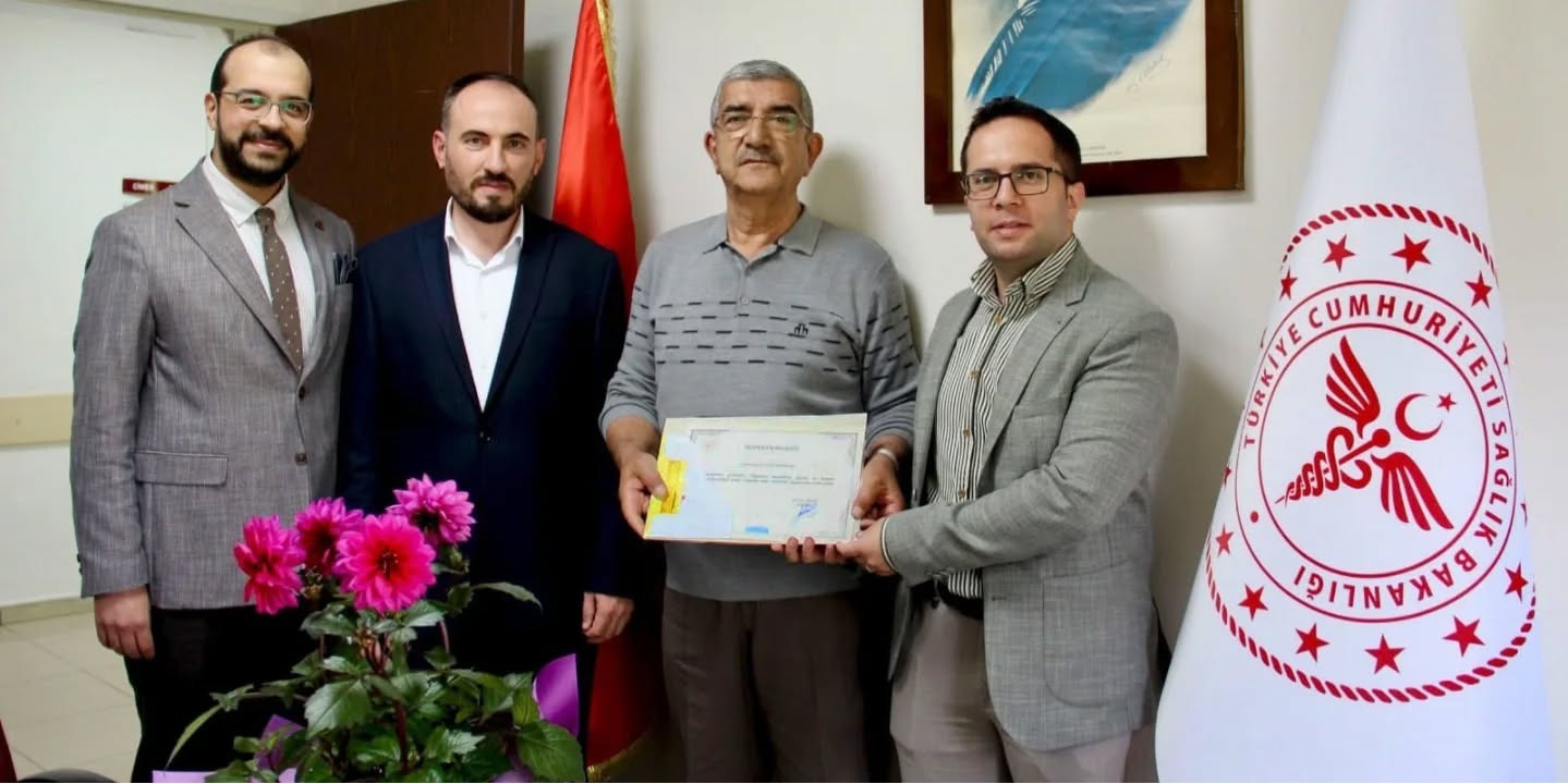 43 YILLIK ÜROLOJİ UZMANI DR. TEVFİK HAKTANIR’A VEDA TÖRENİ DÜZENLENDİ