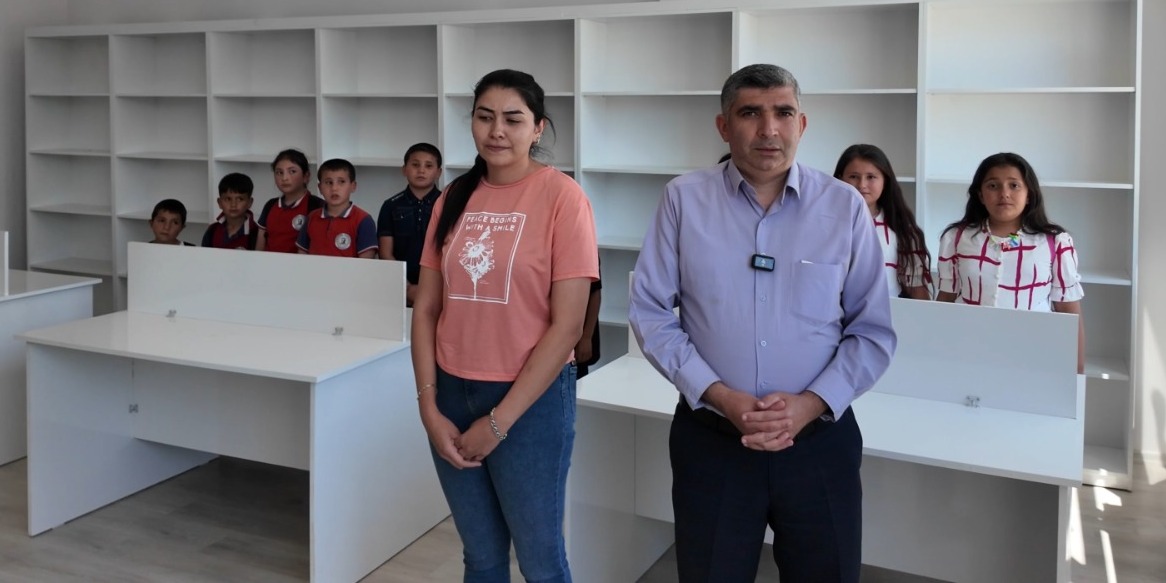 ÖĞRENCİ DOSTU BÜYÜKŞEHİR, AKKIŞLA’DA İLKOKUL KÜTÜPHANESİ’Nİ DİZAYN ETTİ