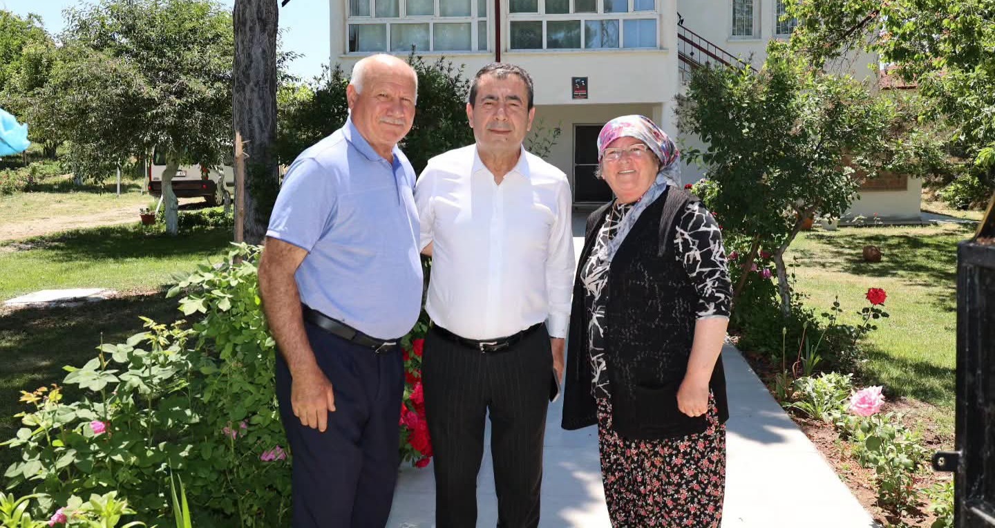 Başkan Metin, Tuzhisar Mahallesi'nde Vatandaşlarla Buluştu