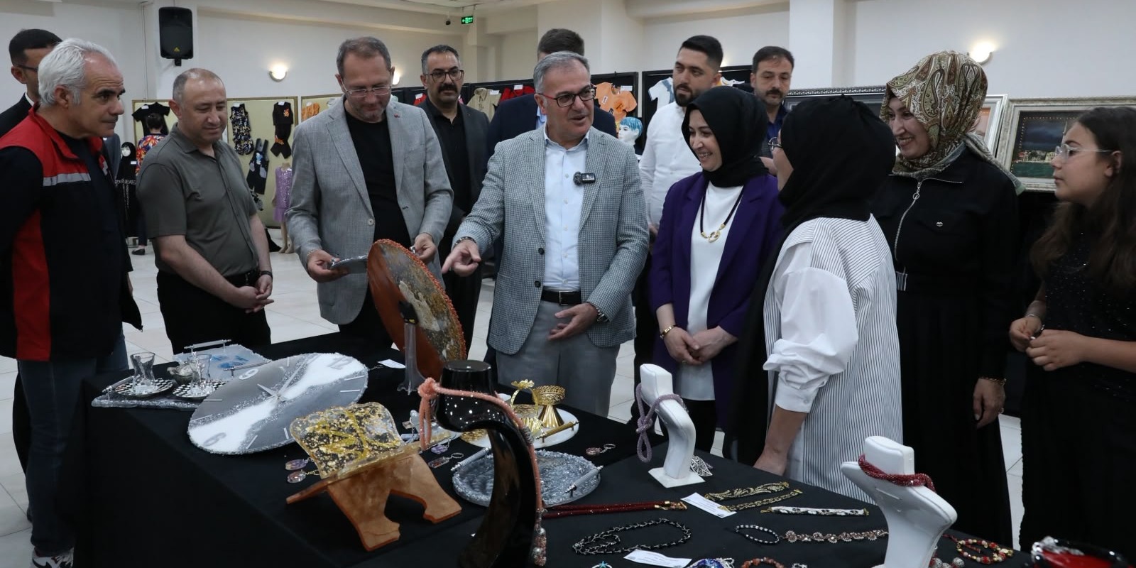 BAŞKAN ÖZDOĞAN'DAN KAYMEK KURSİYERLERİNE TAM NOT
