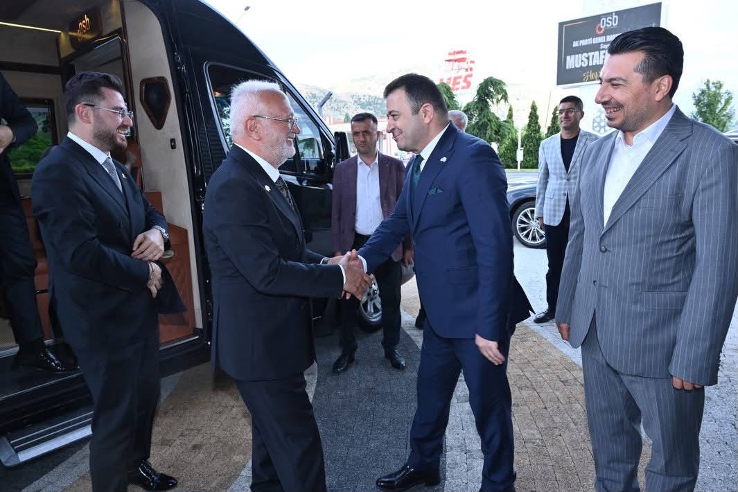 Mustafa Elitaş’tan Kayseri OSB yönetimine hayırlı olsun ziyareti