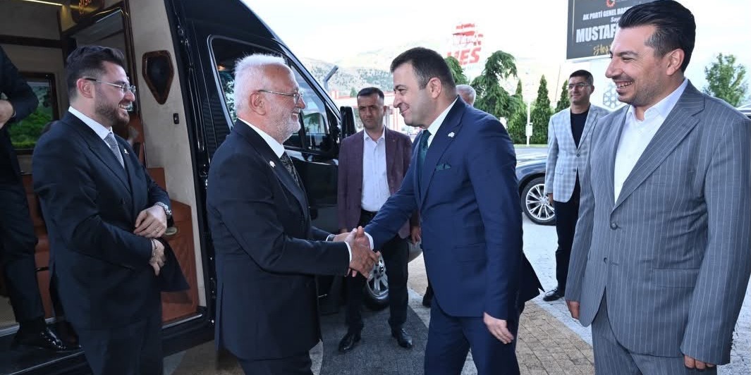 Mustafa Elitaş’tan Kayseri OSB yönetimine hayırlı olsun ziyareti