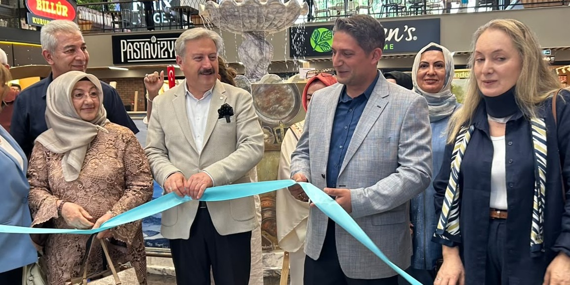 SANAT MELİKGAZİ KURSİYERLERİNİN ESERLERİ ÇARŞI MELİKGAZİ’DE SERGİLENDİ