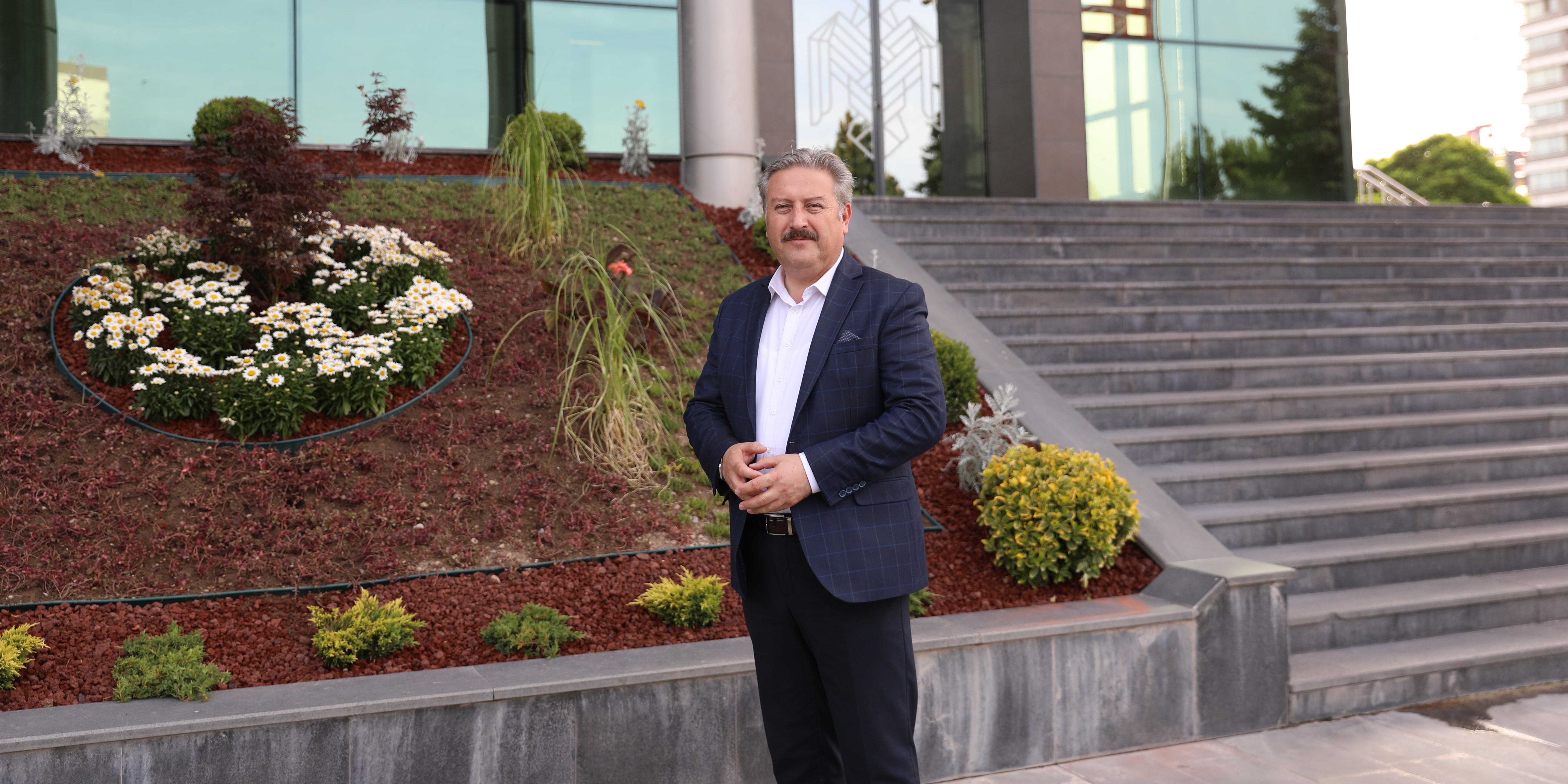 BAŞKAN PALANCIOĞLU YILDIRIM BEYAZIT’TA YENİ ORTAOKUL İÇİN BUTONA BASTI