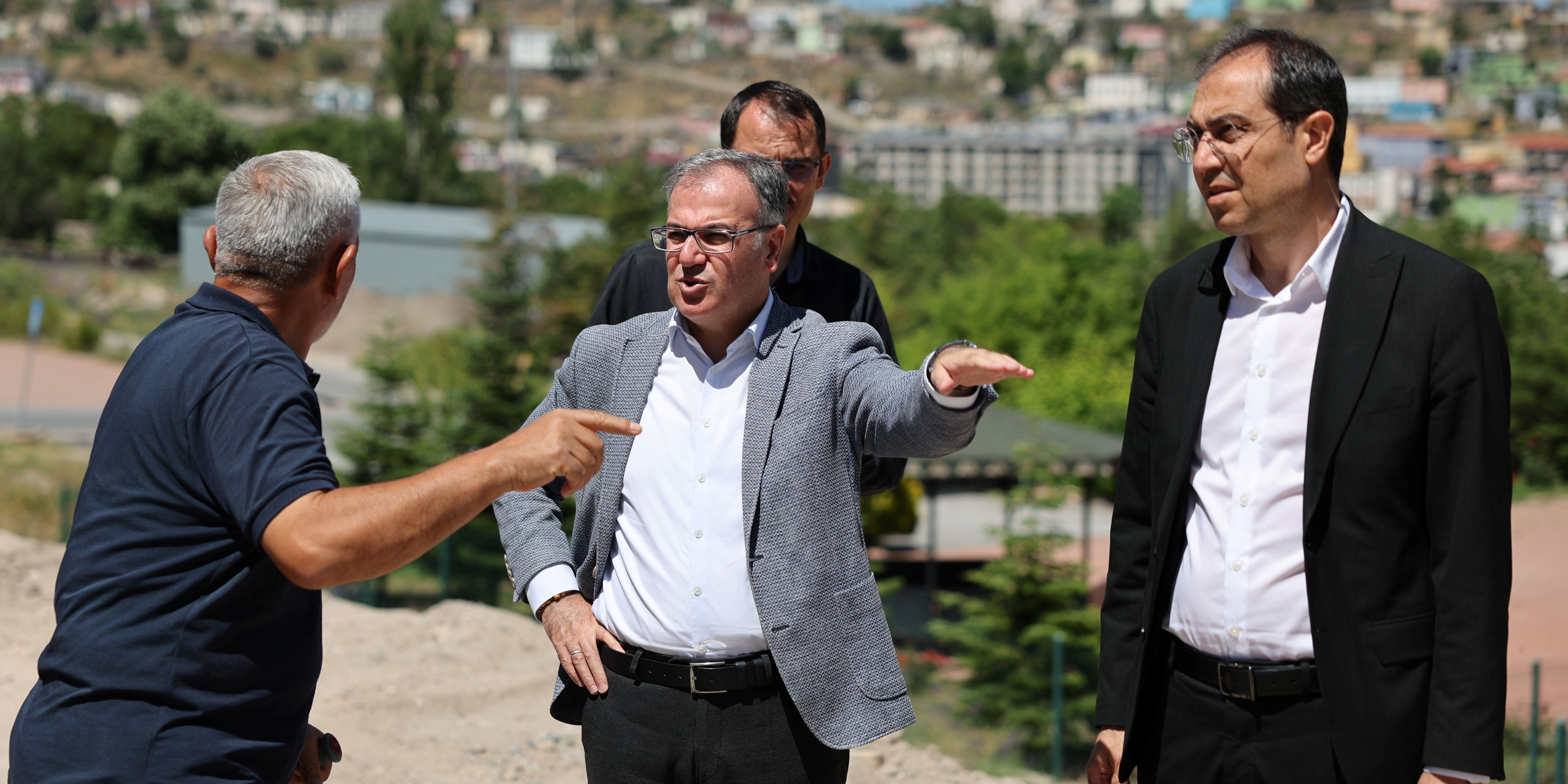 BAŞKAN ÖZDOĞAN'DAN 112 ACİL SAĞLIK MERKEZİ İNŞAATINA YAKIN TAKİP