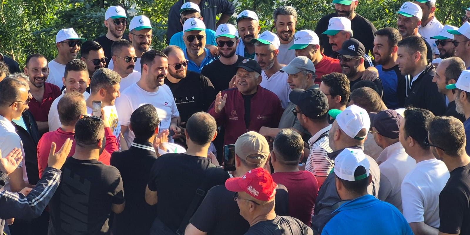 BÜYÜKKILIÇ, SABAH YÜRÜYÜŞÜNDE ULAŞIM A.Ş. OTOBÜS İŞLETME MÜDÜRLÜĞÜ PERSONELİ İLE BİR ARAYA GELDİ
