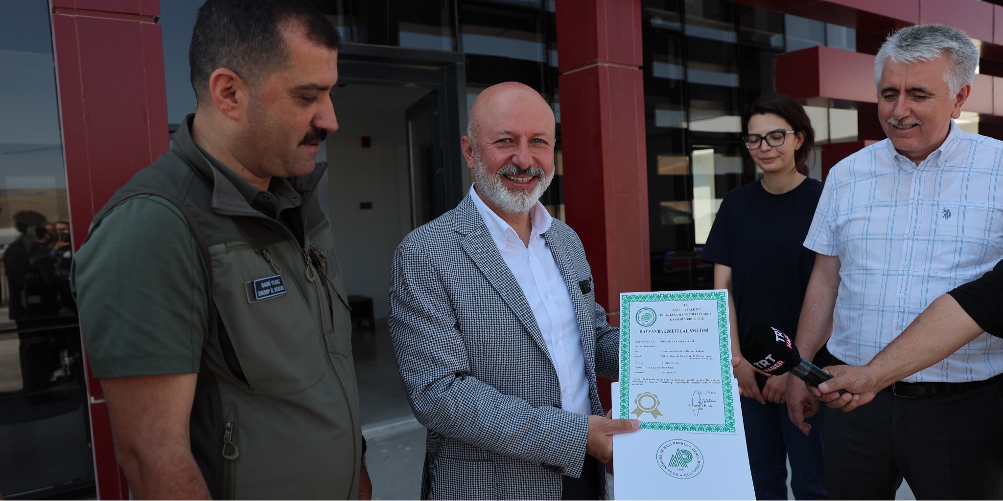 "ŞEHRİMİZE BİR İLKİ DAHA KAZANDIRMANIN GURURUNU YAŞIYORUZ"