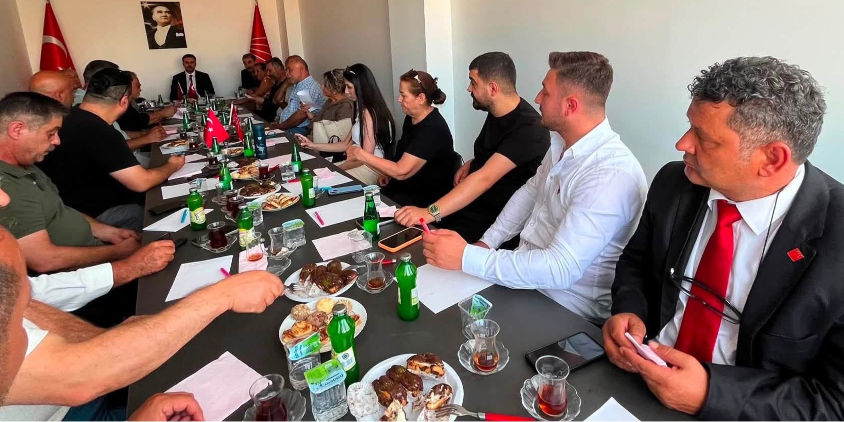 CHP Kayseri'de yeni il yönetimi görev dağılımını yaptı