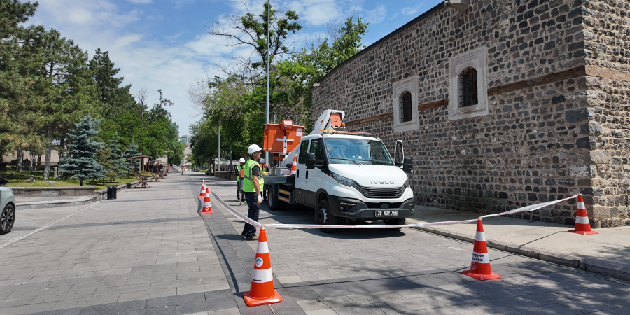 KAYSERİ BÜYÜKŞEHİR'DEN “TEKNİK” GÜÇ: ÖZ KAYNAKLARIYLA 400 MİLYON TL'NİN ÜZERİNDE TASARRUF