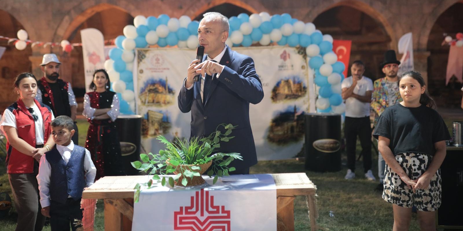 KADİM VAKIF GELENEĞİ TARİHİ KERVANSARAYDA YAŞATILDI