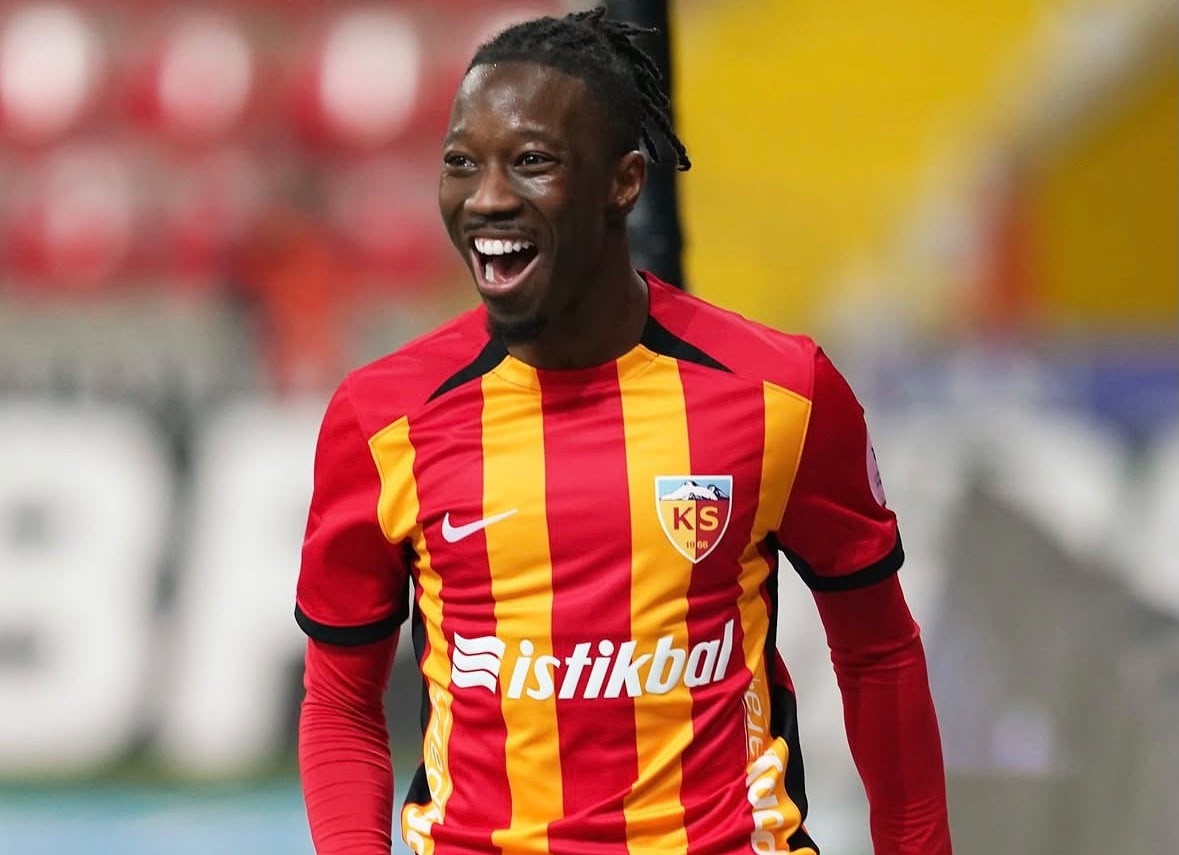 Kayserispor’a FIFA’dan geçici tescil yasağı