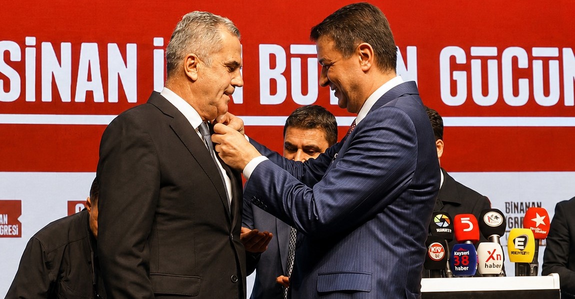 ALİ ÜSTÜNEL SAADET PARTİSİ’NE KATILDI: KAYSERİ İL YÖNETİMİNDE GÖREV ALDI
