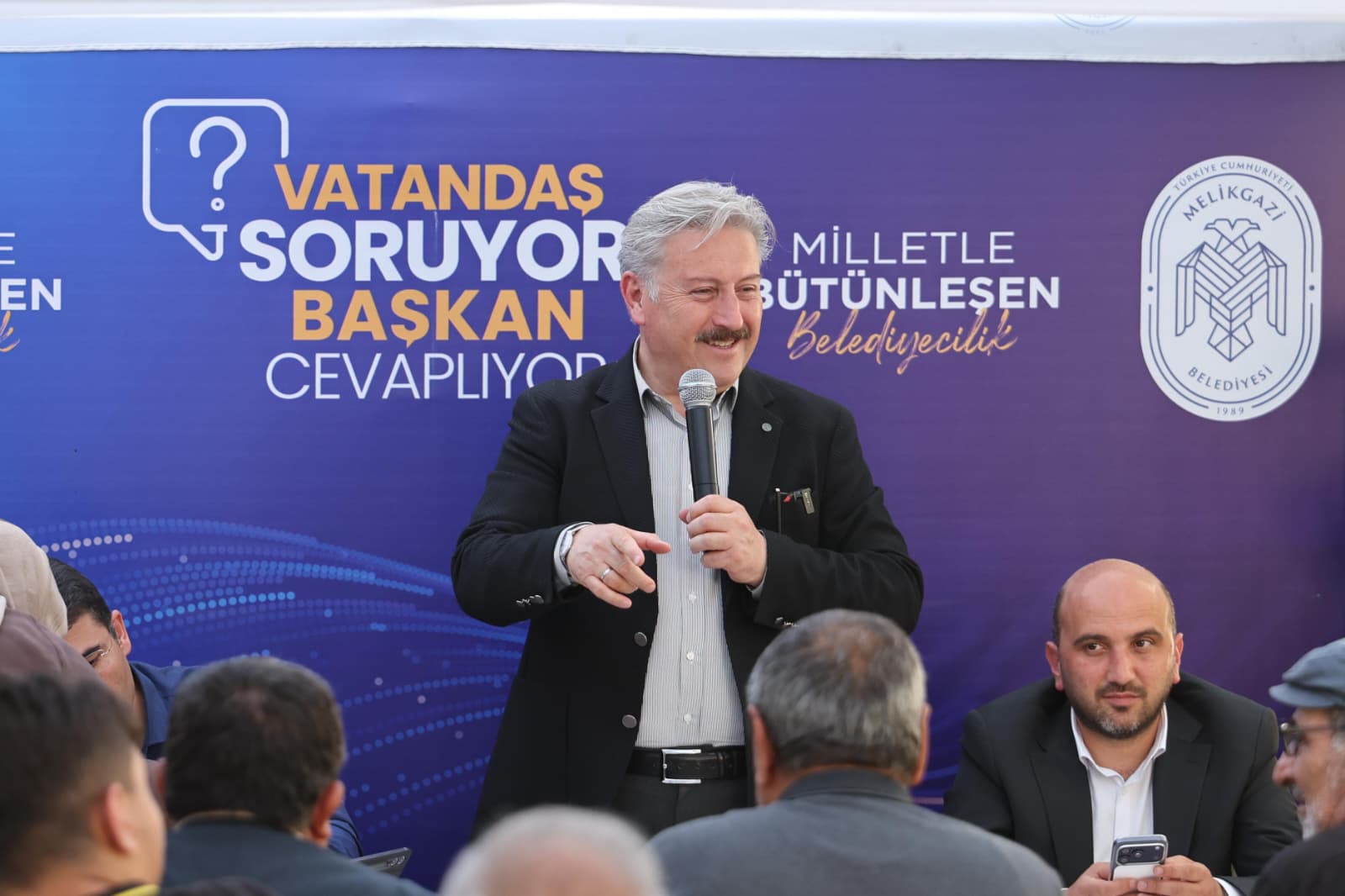 BAŞKAN PALANCIOĞLU “VATANDAŞ SORUYOR, BAŞKAN CEVAPLIYOR” PROGRAMIYLA 4 MAHALLEYİ DİNLED - Görsel 1